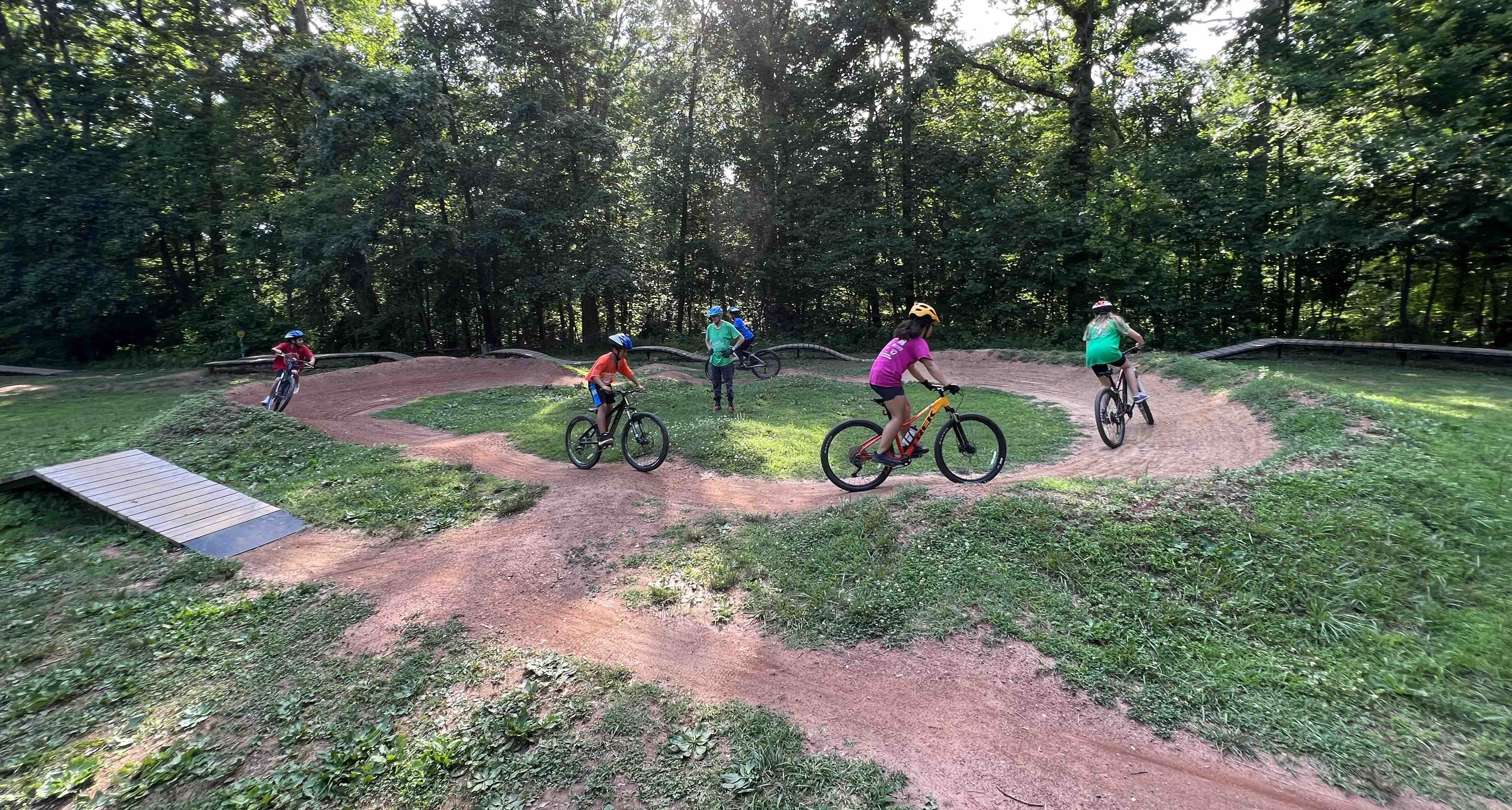 Kids cheap pump track